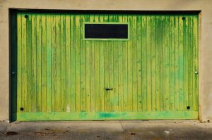 Bramy garażowe i bezpieczeństwo