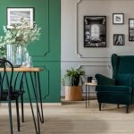 Drewno we wnętrzach – trendy aranżacyjne 2021